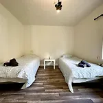 Workers Home 10-Rooms Near Volvo