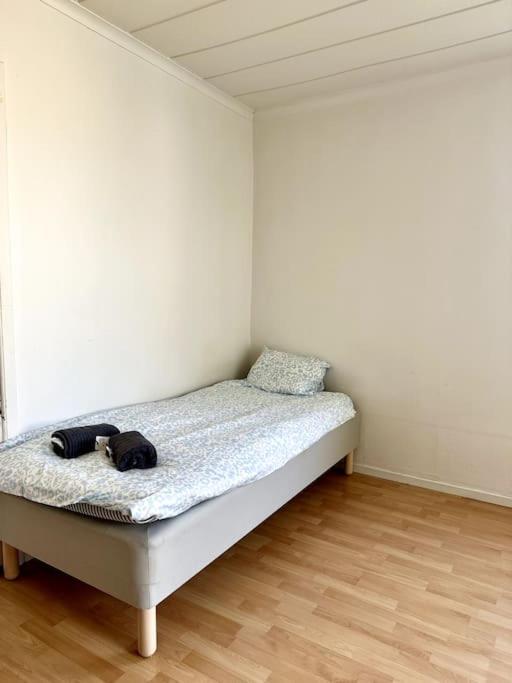 Villa Workers 10-rooms Near Volvo Göteborg
