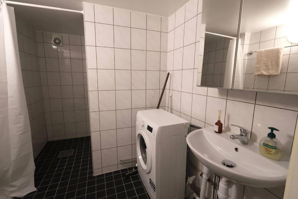 Villa Workers 10-rooms Near Volvo