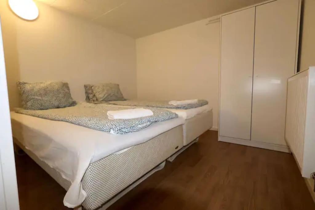 Villa Workers 10-rooms Near Volvo Göteborg